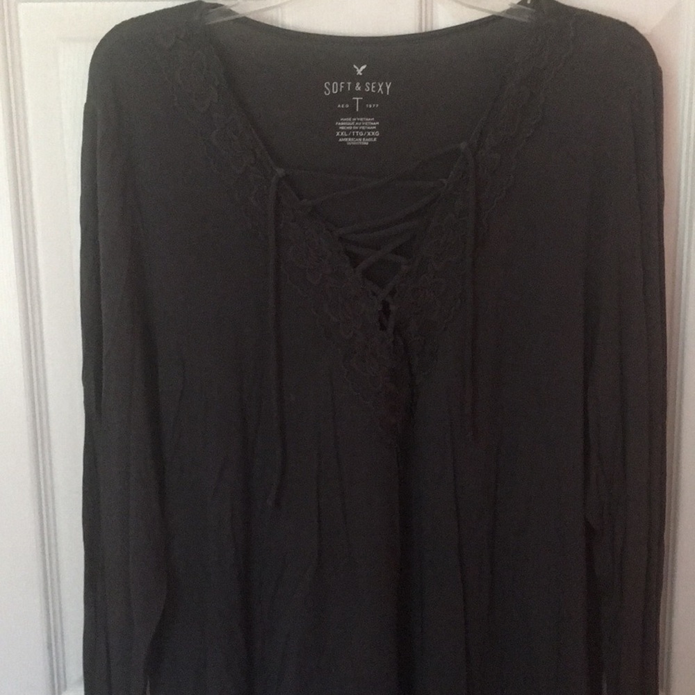 NWOT American Eagle long sleeve tee